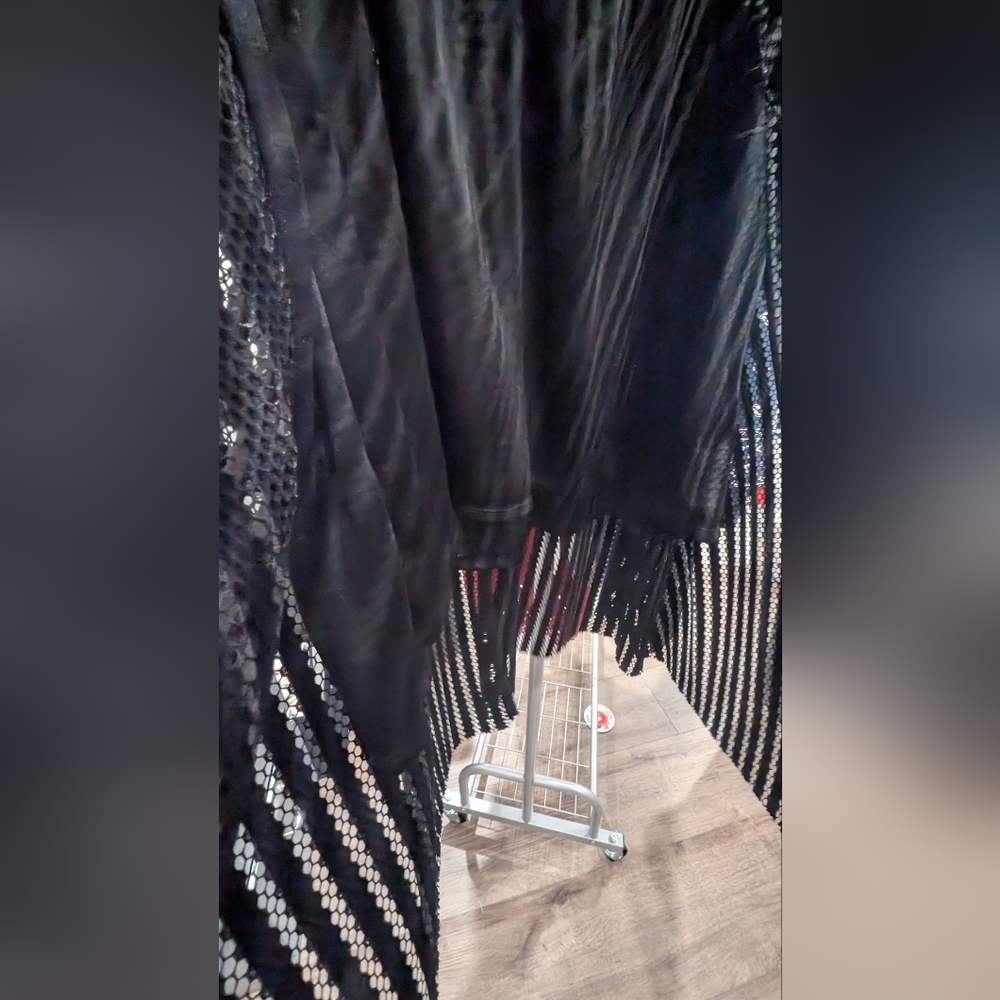 Torrid Black A-Line Skirt Size 14 - Picture 4 of 7